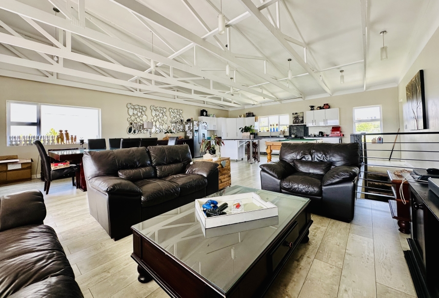 4 Bedroom Property for Sale in Vermont Western Cape